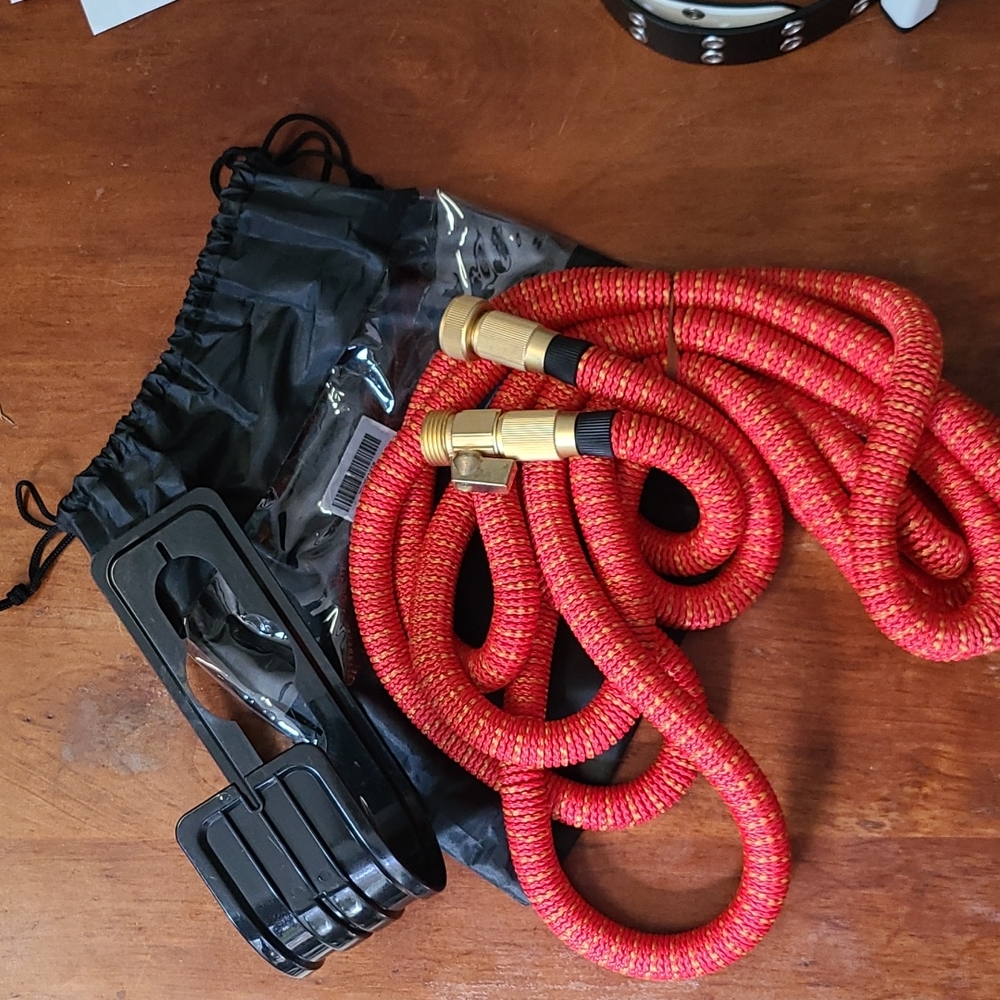 Lightweight garden hose